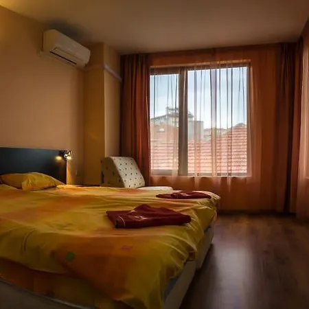 Karamihalevi Gasthuis 3*