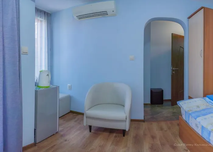 招待所 Karamihalevi 索佐波尔