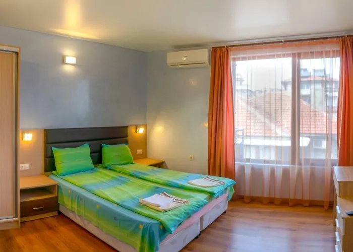 招待所 Karamihalevi 3*